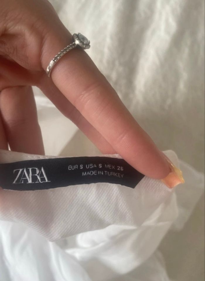 Haut blanc Zara avec boutons – Taille S - photo numéro 4