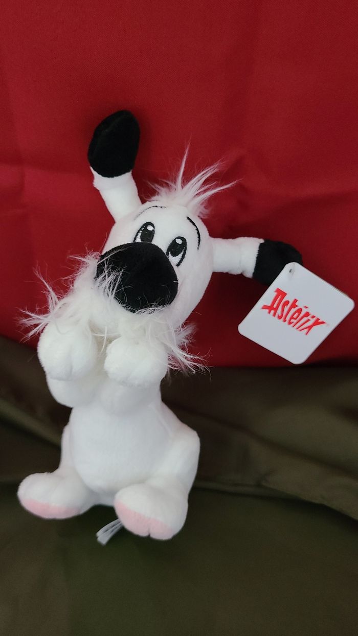 Peluche chien blanc Idéfix EDITIONS ALBERT RENE