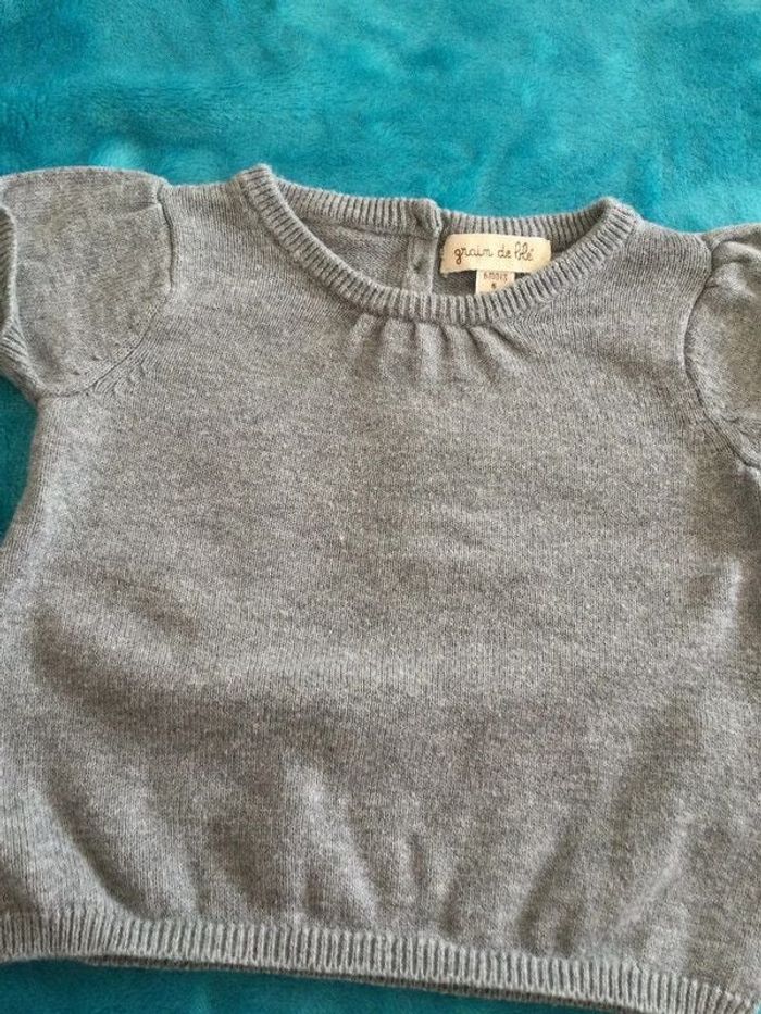 pull manches courtes grain de blé 6 mois tbe
