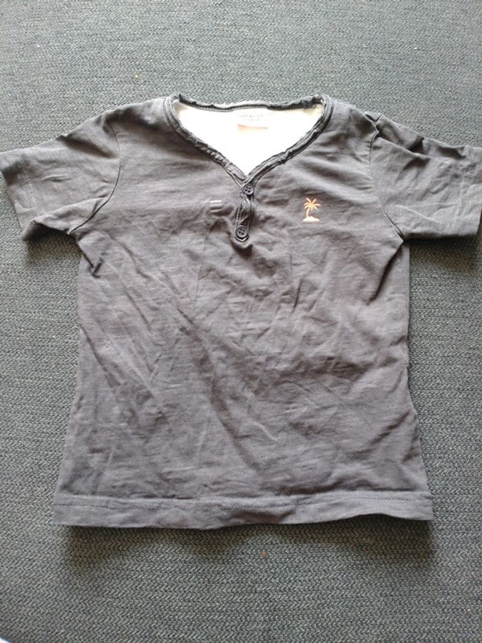 T shirt Tao taille 2 ans