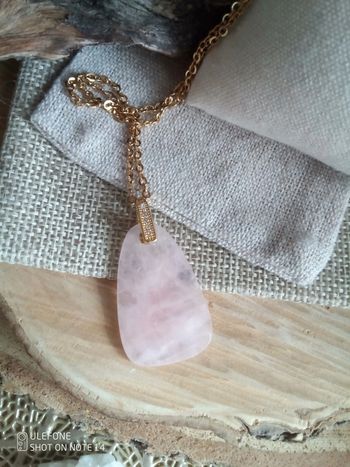 Collier en quartz rose naturel