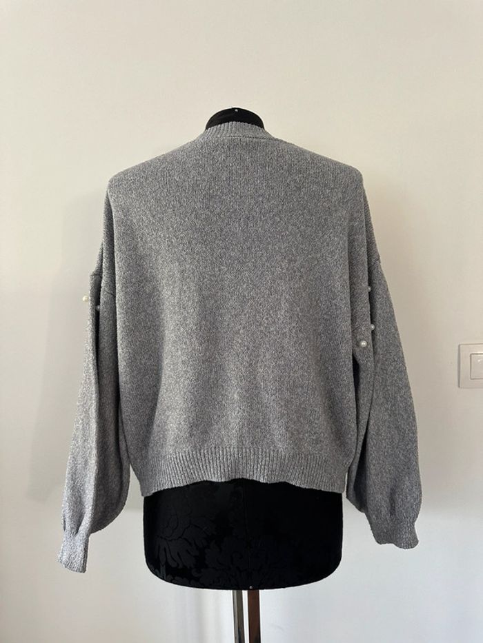 Pull gris à perles - photo numéro 6