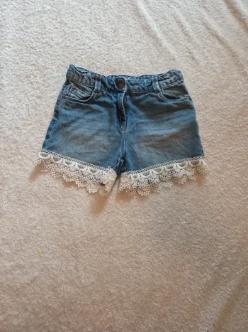 Short 8 ans