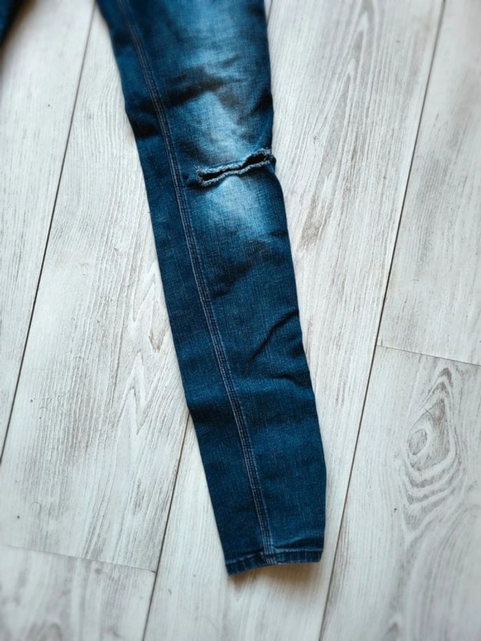 Jean H&M Homme Tech Stretch – Taille 38 FR – coupe slim déchirée – denim bleu extensible - photo numéro 3