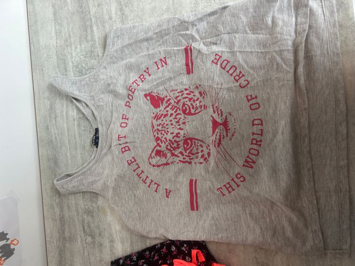lot 5 vêtements fille femme XS jupe short débardeur haut femme tee-shirt - photo numéro 4