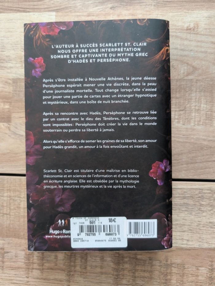 Livre Hadès et Perséphone - Tome 1 - Scarlett St Clair - photo numéro 2