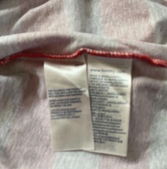 T-shirt Tommy jeans, taille XL plutôt L en très bon état - photo numéro 6