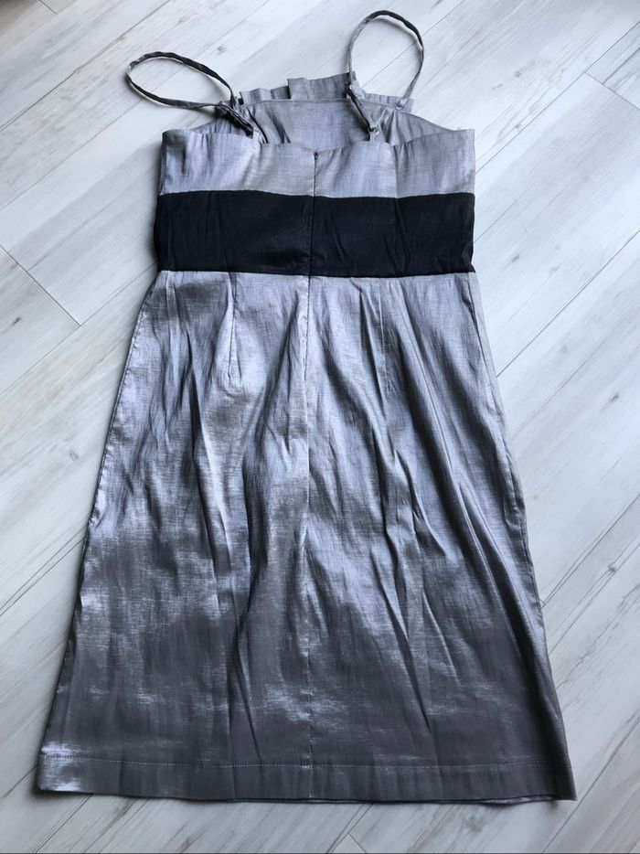 Robe Noël/fêtes/cocktail argentée Taille 36 - photo numéro 2