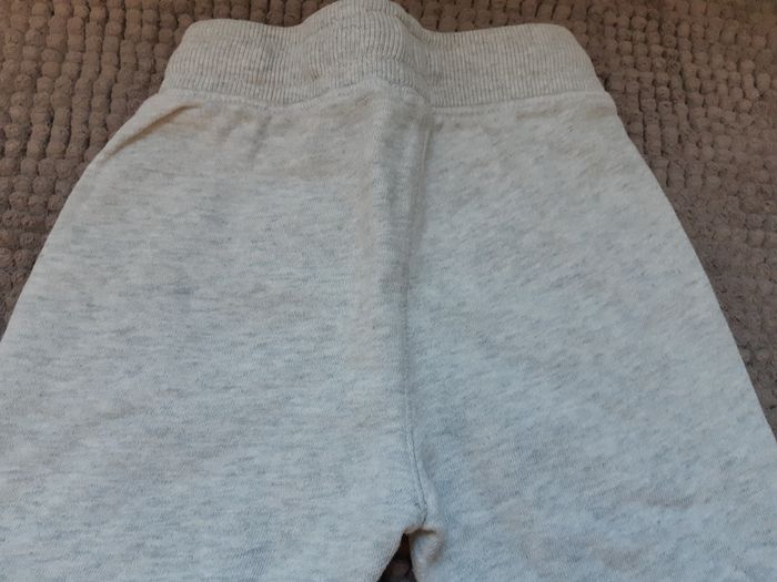 Jogging 18 mois - photo numéro 3