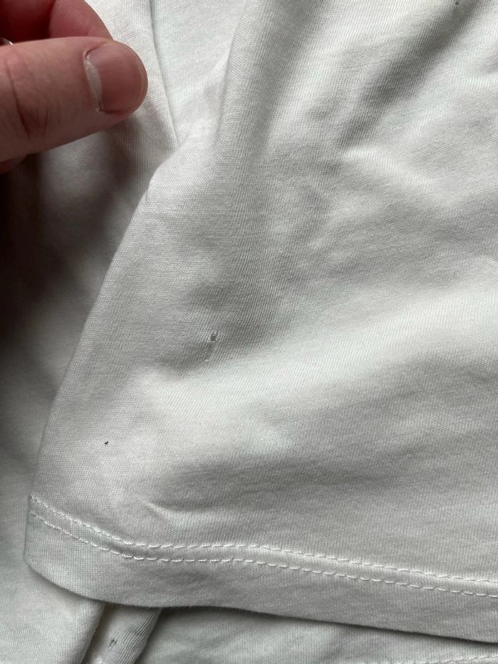 T shirt Levi’s femme taille M couleur blanc état satisfaisant - photo numéro 3