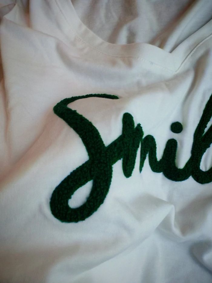 Manches courtes lettre smile 40 - photo numéro 5