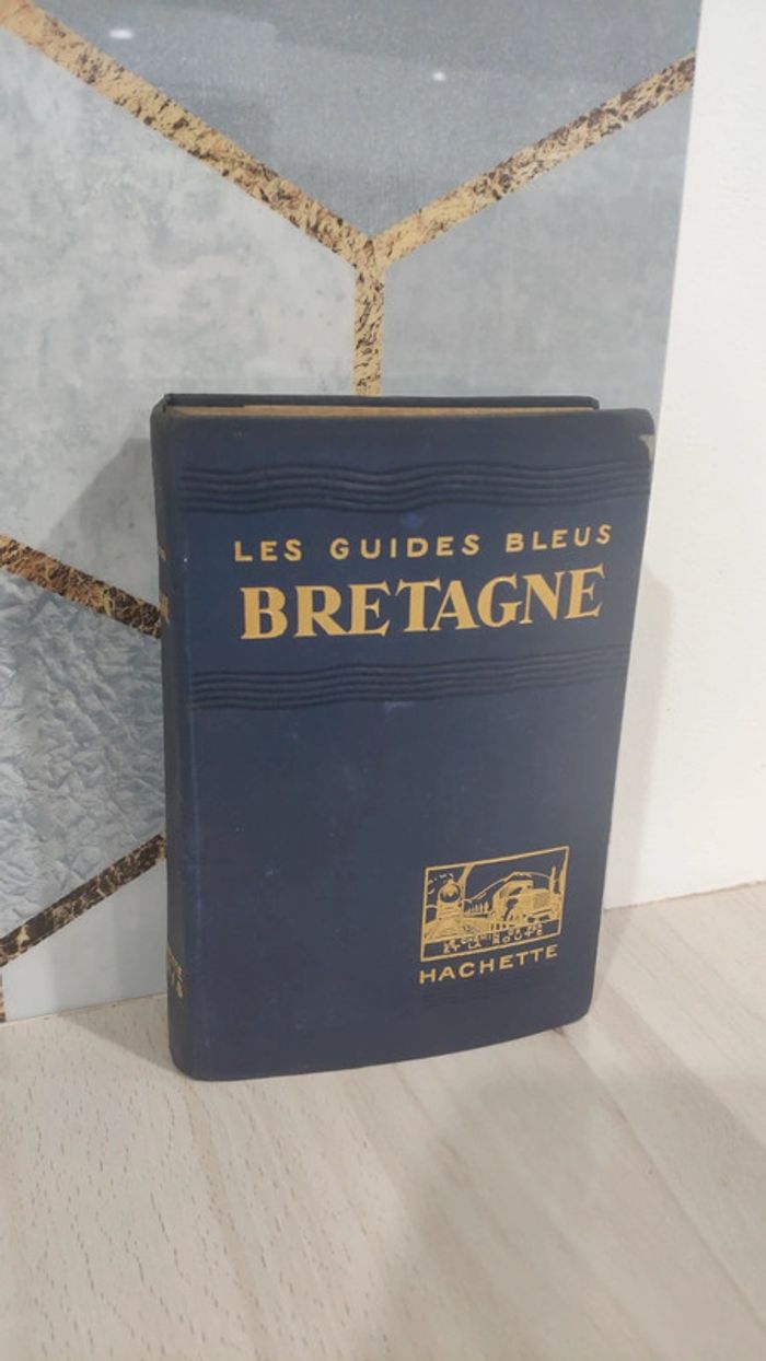Ancien guide bleu Bretagne chemins de fer et route 1924 - photo numéro 2