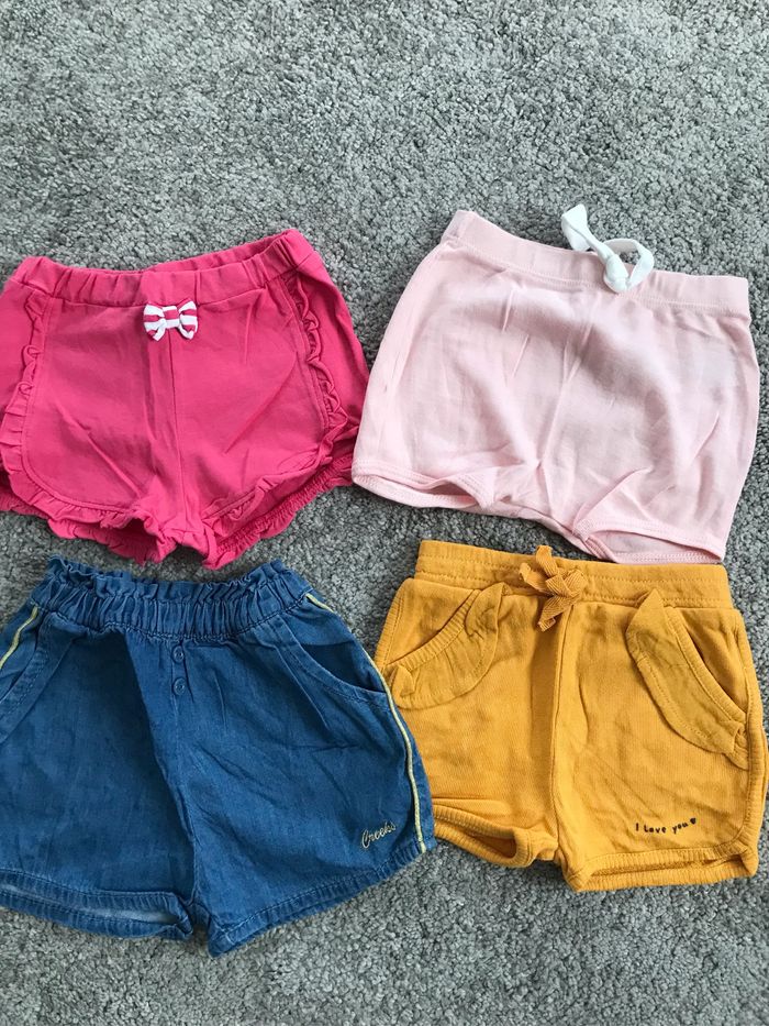 Lot shorts fille 3 mois