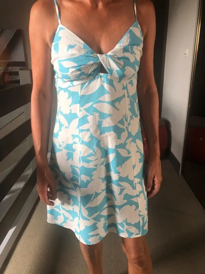Robe Bershka taille S neuve avec étiquette