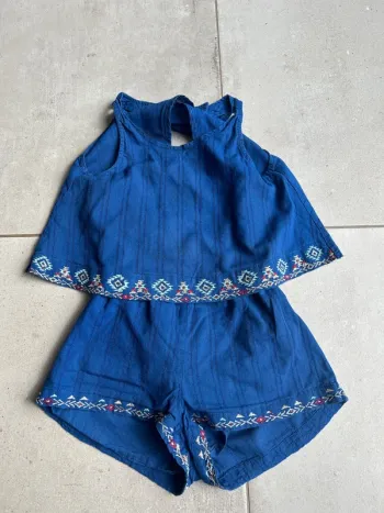 Jolie combi short dos nu