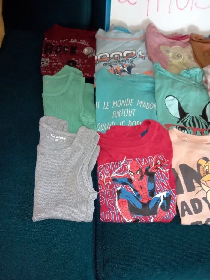 Lot 13 t-shirts + 2 débardeurs - photo numéro 2