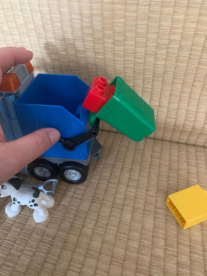 Le camion poubelle 10519 lego duplo - photo numéro 3