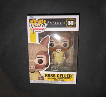 Figurine Funko Pop / Ross Geller "Holiday Armadillo" 1648 / Friends