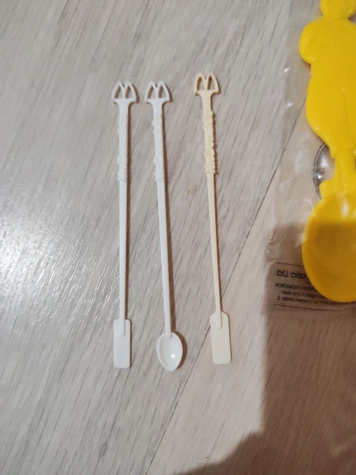 Lot divers McDonald's.. - photo numéro 2