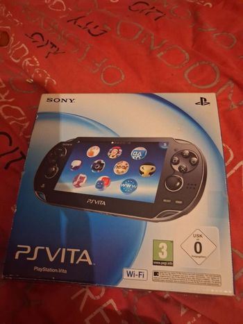 Ps vita avec jeux négociable bien lire l'annonce