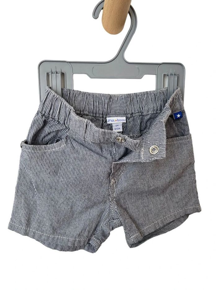 Short léger gris à fines rayures - P'tit bisou 6 mois (67cm) - photo numéro 2