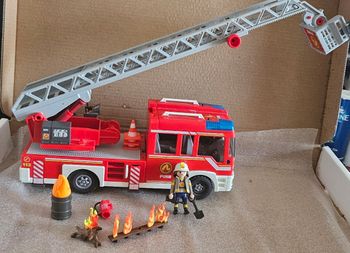 Playmobil camion pompier