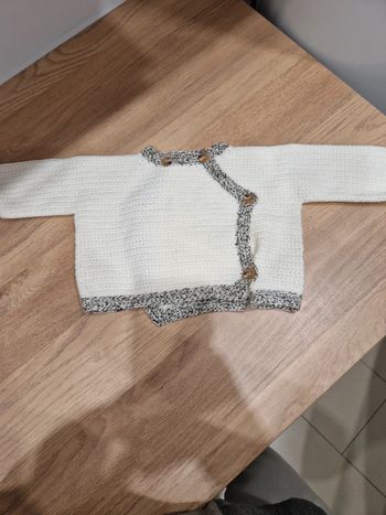 Gilet 3 mois fait main crochet