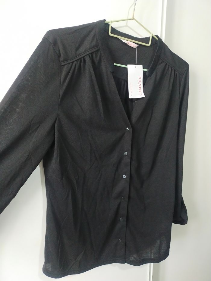 Blouse noir Camaïeu taille M soit 38/40 - photo numéro 2