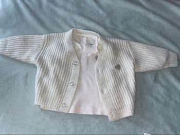 Gilet + haut tape à l’œil, 3 mois 