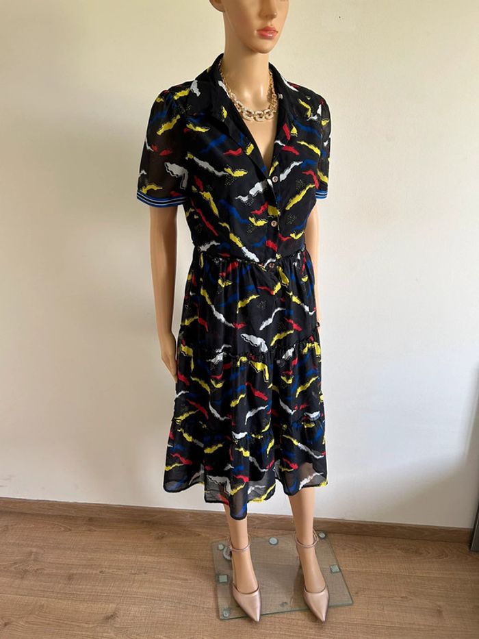 Robe noire et imprimée à manches courtes Molly Bracken taille S jamais portée - photo numéro 4