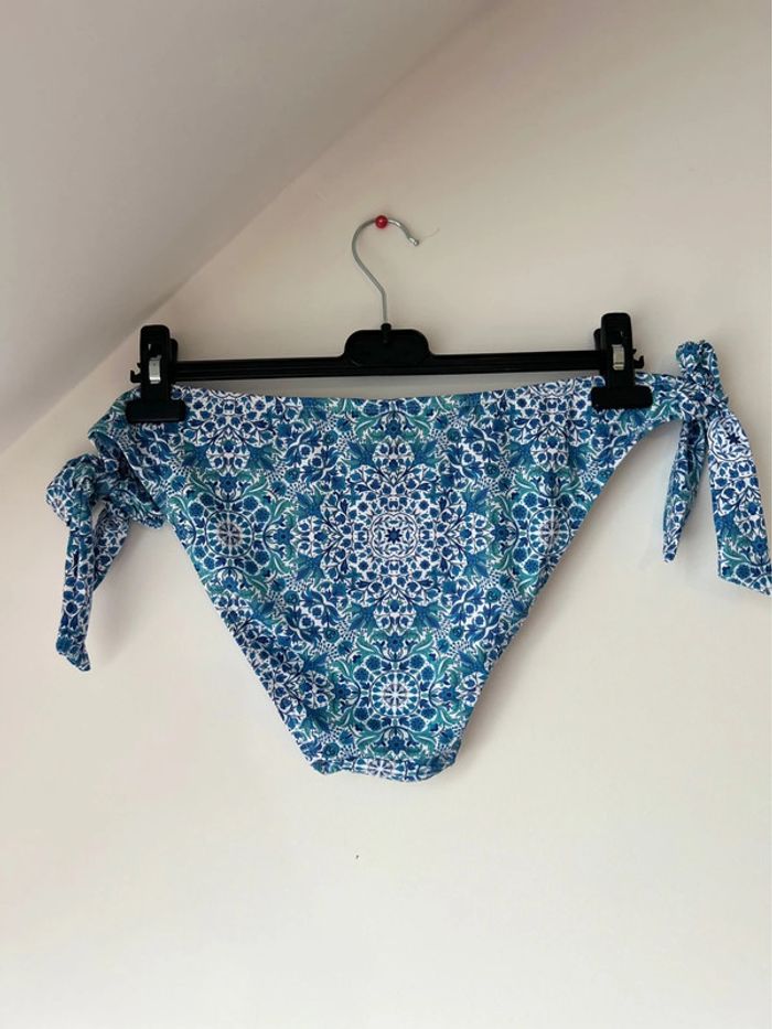Bas de bikini imprimé bleu grec Primark - photo numéro 2