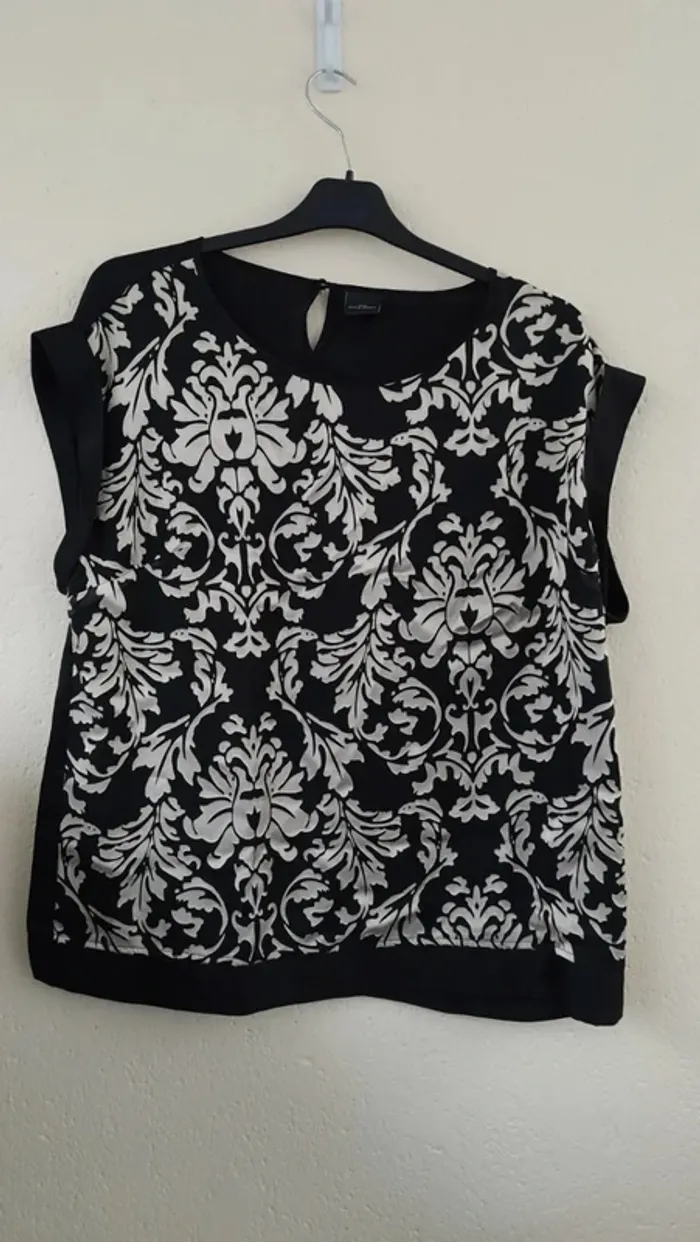 Blouse noire et argentée - Your sixth sense - taille 46