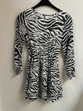 Robe courte