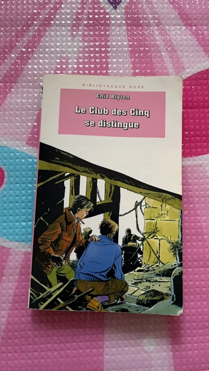 Le club des cinq se distingue