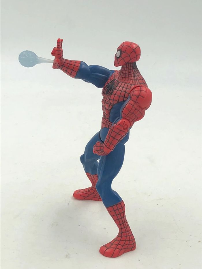 Figurine articulé Marvel Spiderman Hasbro 2010 15 cm - photo numéro 4