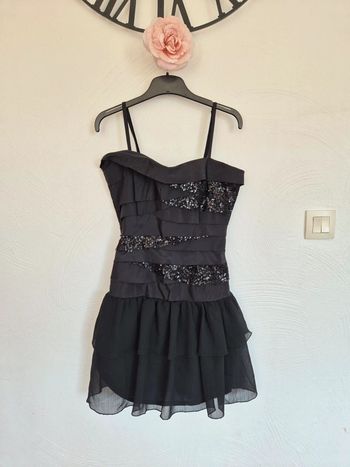Robe noir jennifer taille s