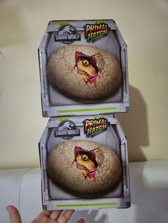 Lot de 2 dinosaures primal hatch Jurassic world 
Véritable oeuf qui éclot / dino éclosion T rex tyrannosaure - photo numéro 6