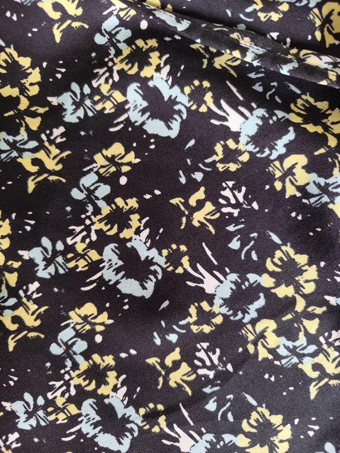 Jupe fleurie - photo numéro 2