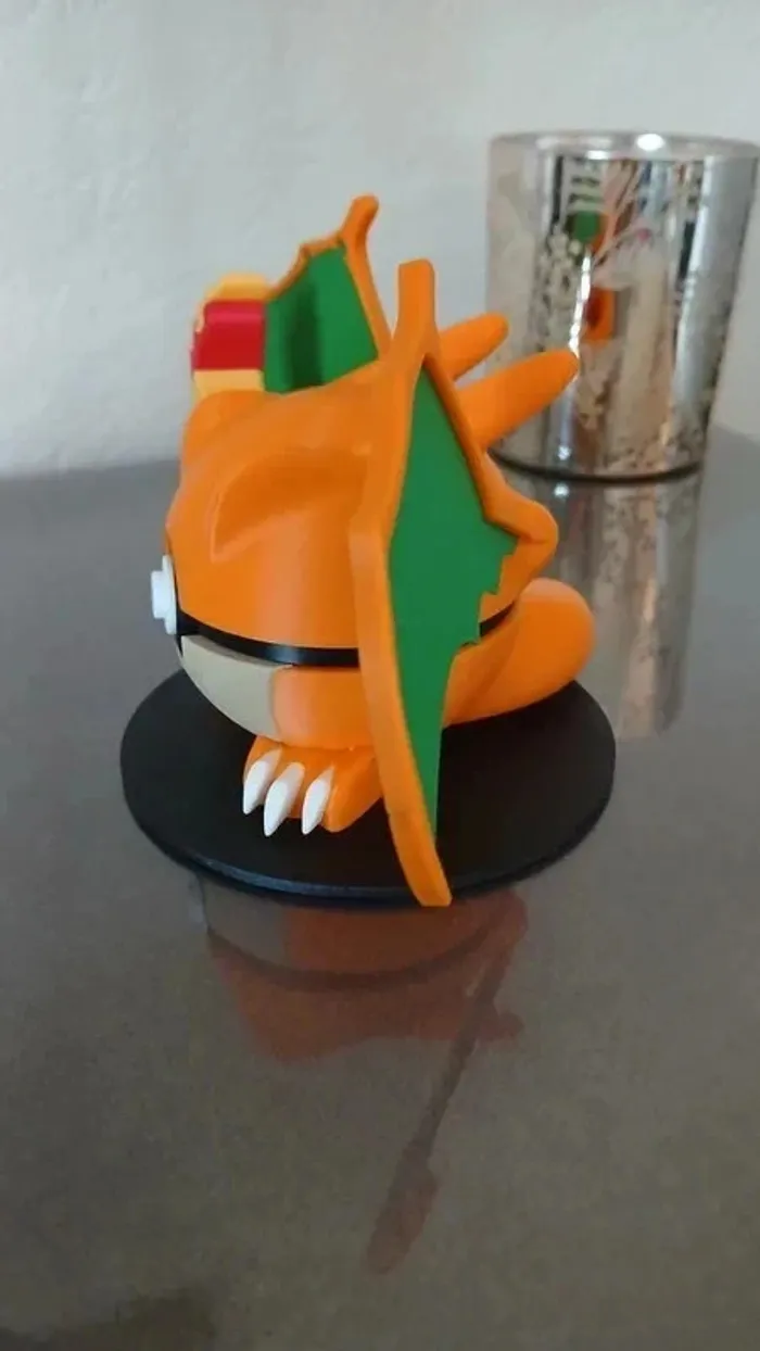 Pokeball Dracaufeu - photo numéro 2