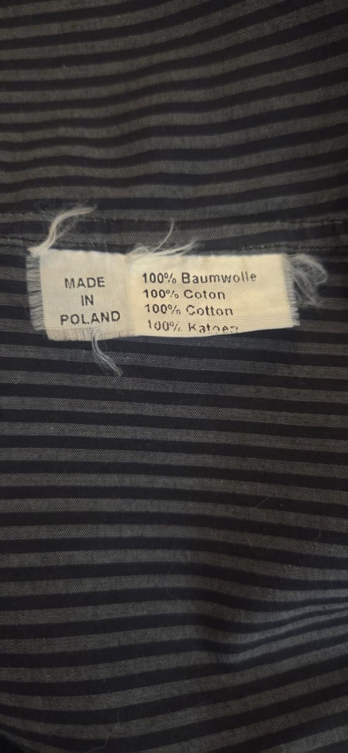 LAGERFELD – CHEMISE HOMME RAYÉE NOIR/GRIS – T48 (M) – 100% COTON – EXCELLENT ÉTAT - photo numéro 4