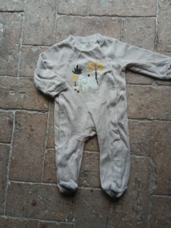 🌹pyjama influx 6 mois 🌹