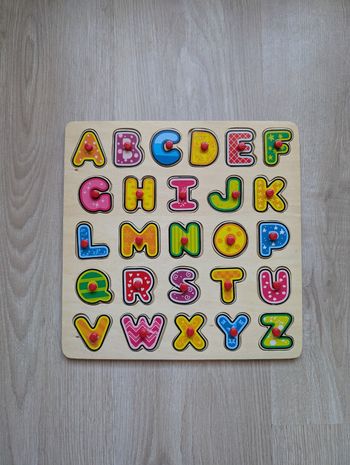 Puzzle en bois lettres