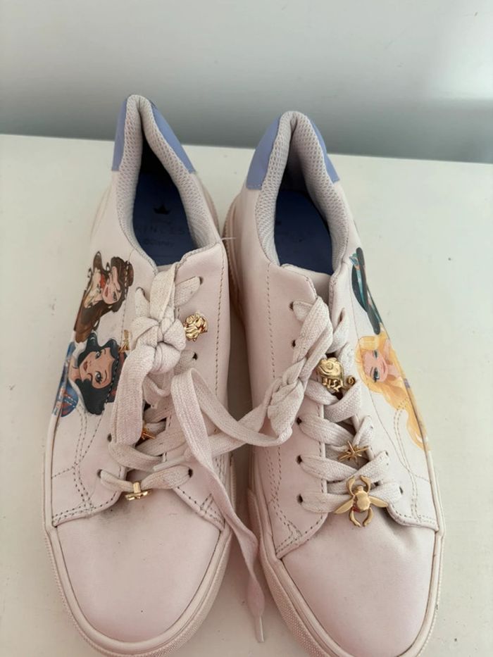 Baskets Bershka Princesse Disney - Taille 39 - photo numéro 2