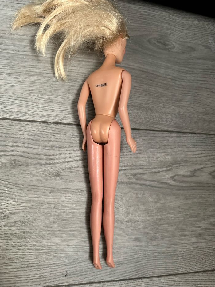 Poupée - photo numéro 2