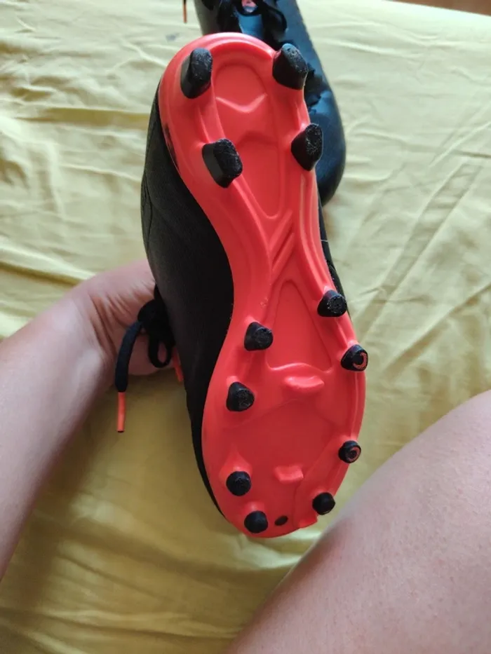 Chaussures foot - photo numéro 4