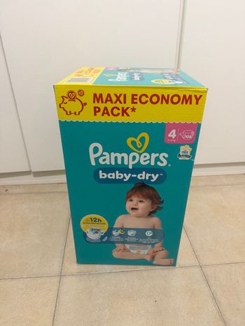Carton de 108 couches Pampers  baby dry taille 4