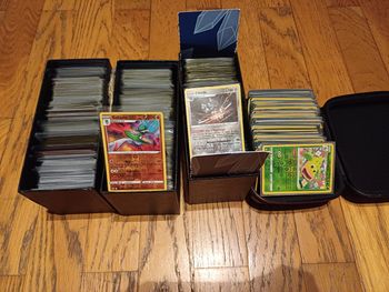 Lot de cartes Pokémon (reverse/Holo) - Bloc Epée et Bouclier / Ecarlate et Violet