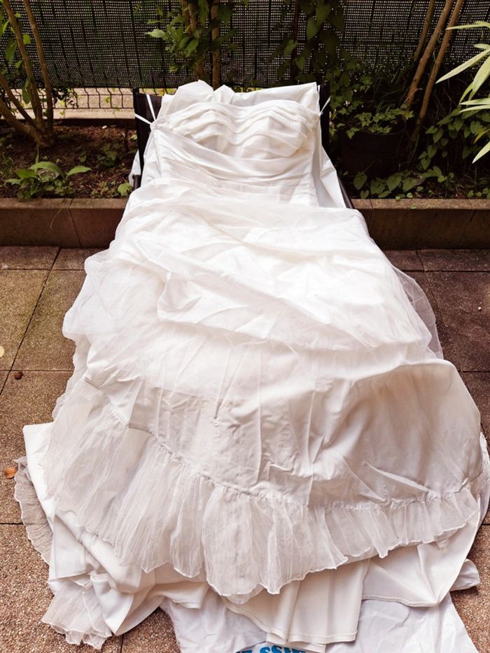 Robe de mariée bustier - photo numéro 9