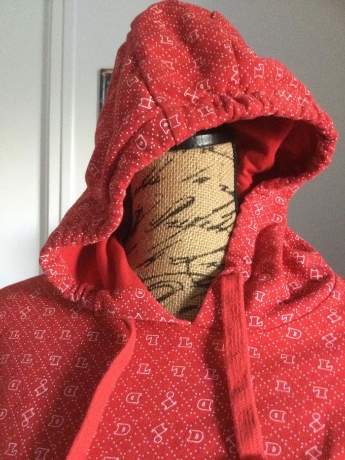 Sweat-shirt rouge taille 40 - photo numéro 2