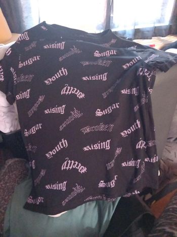 T-shirt taille xs jennyfer
